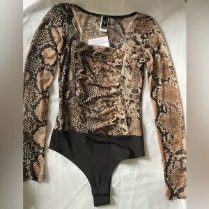Windsor Snakeskin Print Bodysuit Size Small NWT